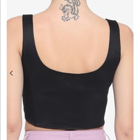 !! SOLD !! NBW NWT Hot Topic Hook and Eye Corset Top - Picture 3 of 4